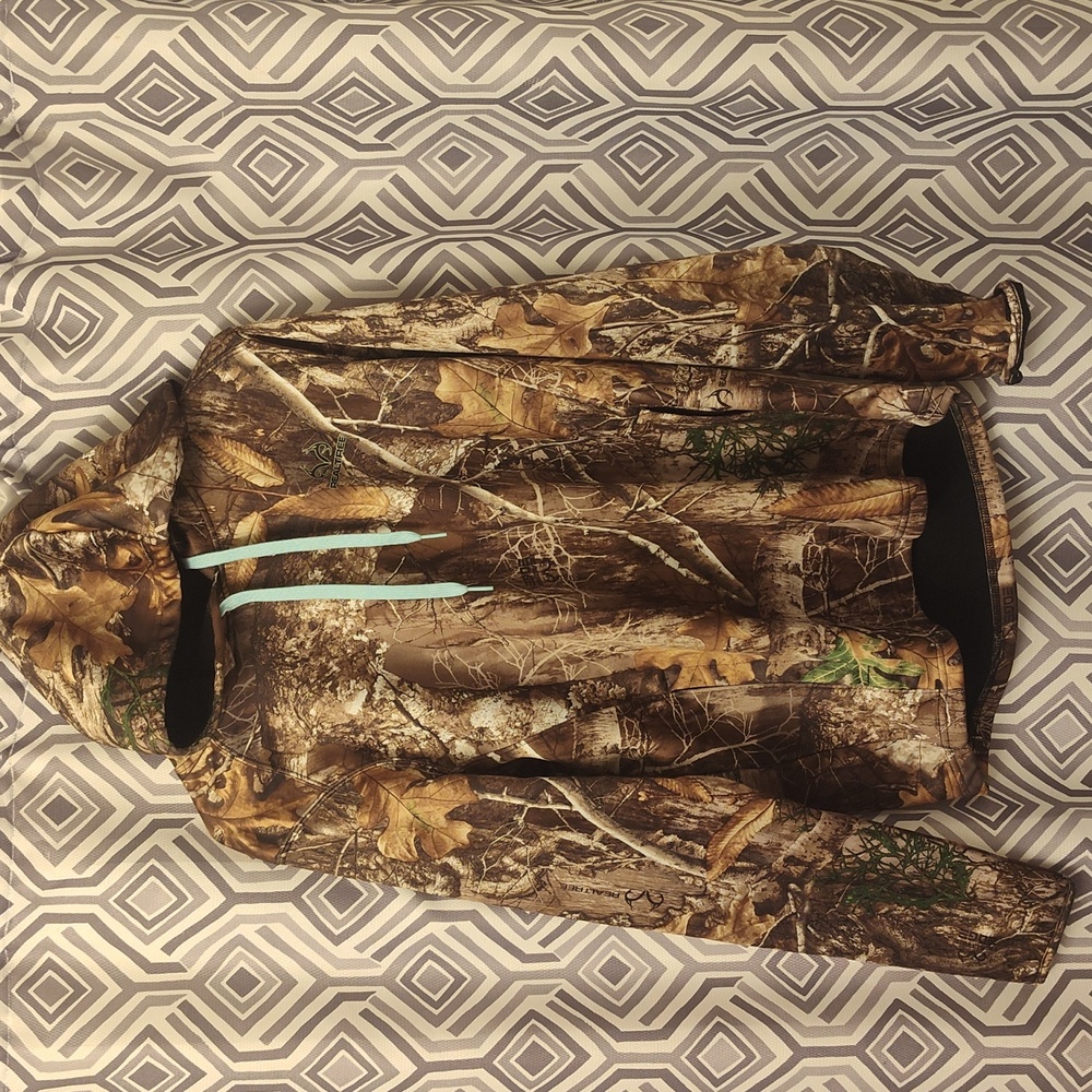 Women's Camo Hoodie